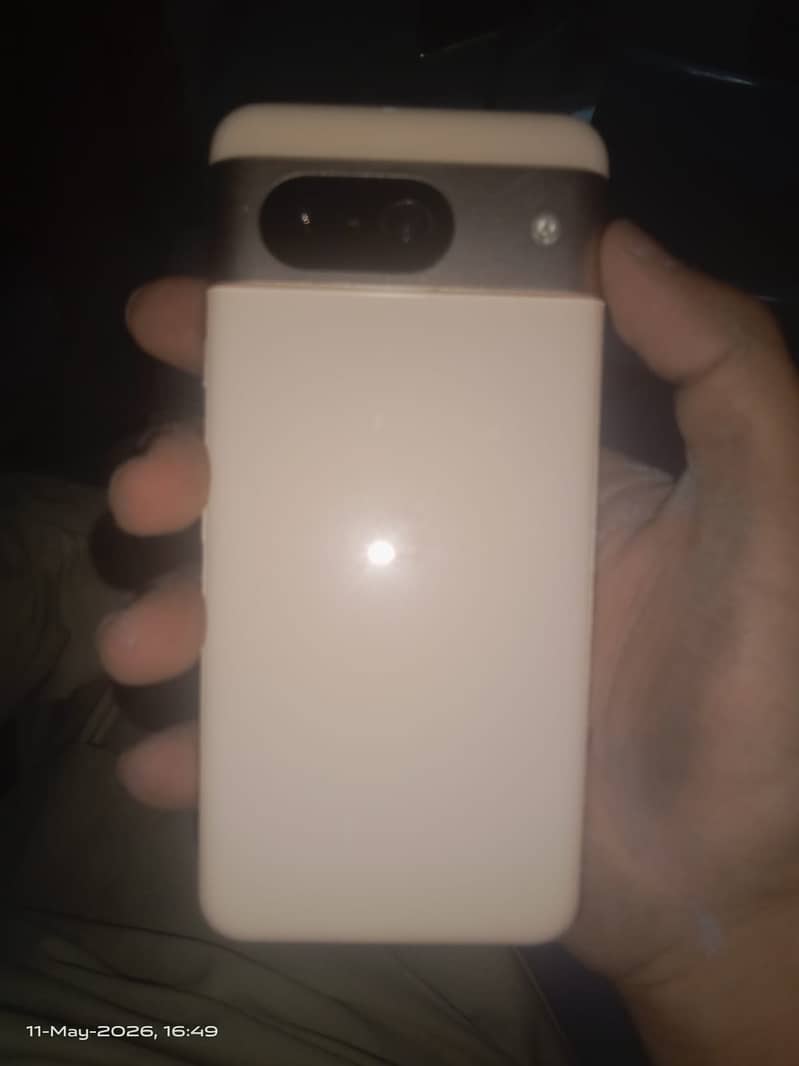 Google Pixel 8 3