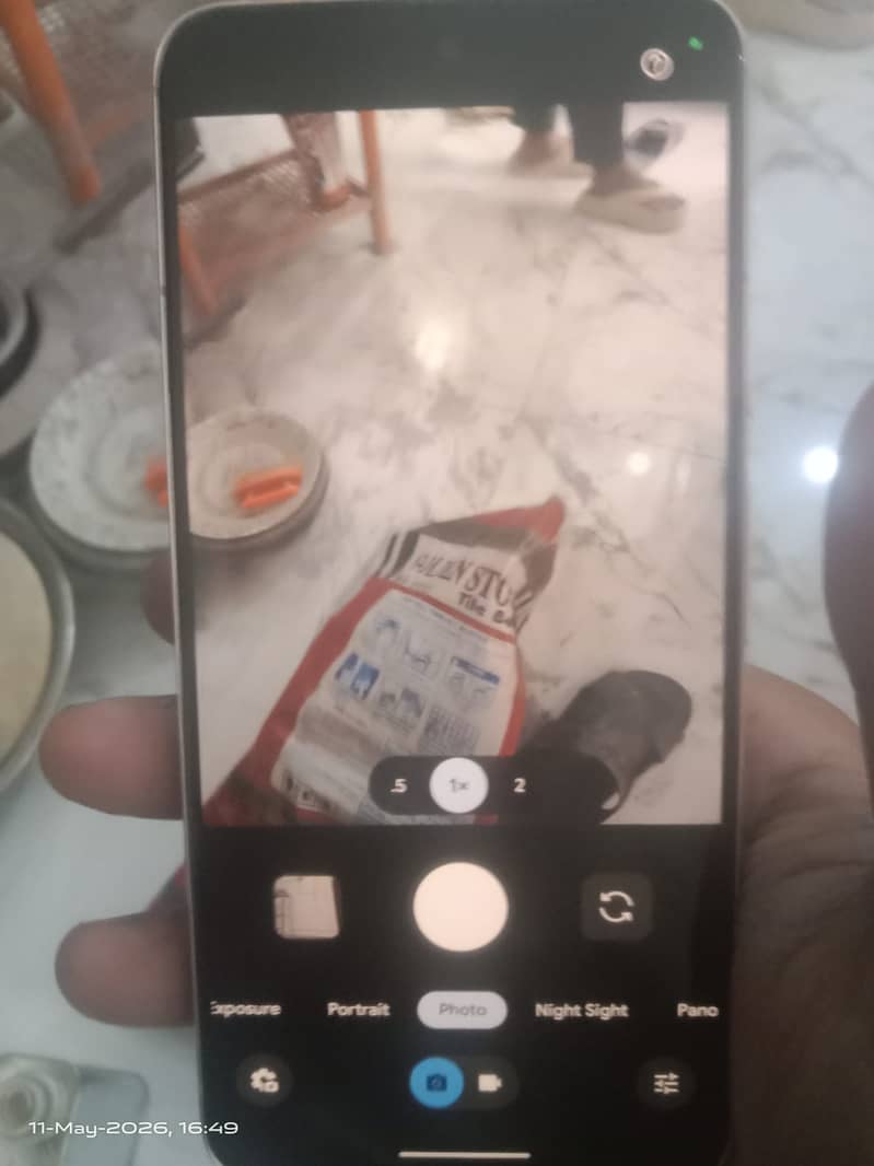 Google Pixel 8 4