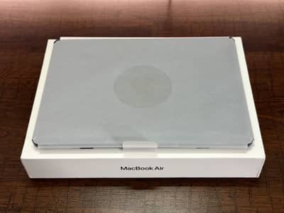 MacBook Air M2 Midnight | 8/256 | 10/10 Condition | Complete Box