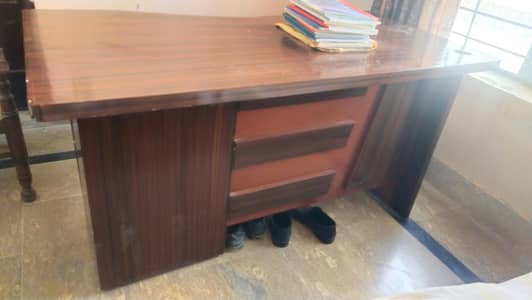 Officer table