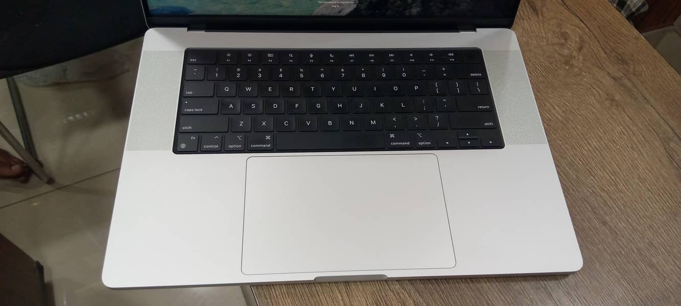 M2 Max MacBook pro 4