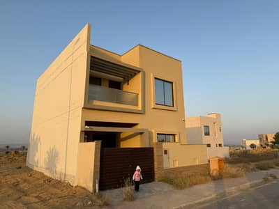 125 Sq Yd 3-Bedroom Villa For Sale Precinct 15, Bahria Town Karachi Drawing, Dining, TV Lounge & American Kitchen 8 mins from Main Gate, Close to Jinnah Avenue & PSO Petrol Pump | Cheapest Option for Living.