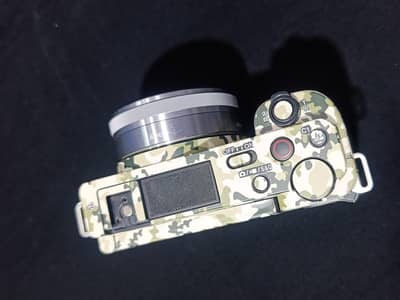 Sony Zv e10 with 16mm 2.8 fixed price