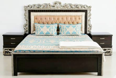 Bed Set with Dressing, Mirror, Mattress