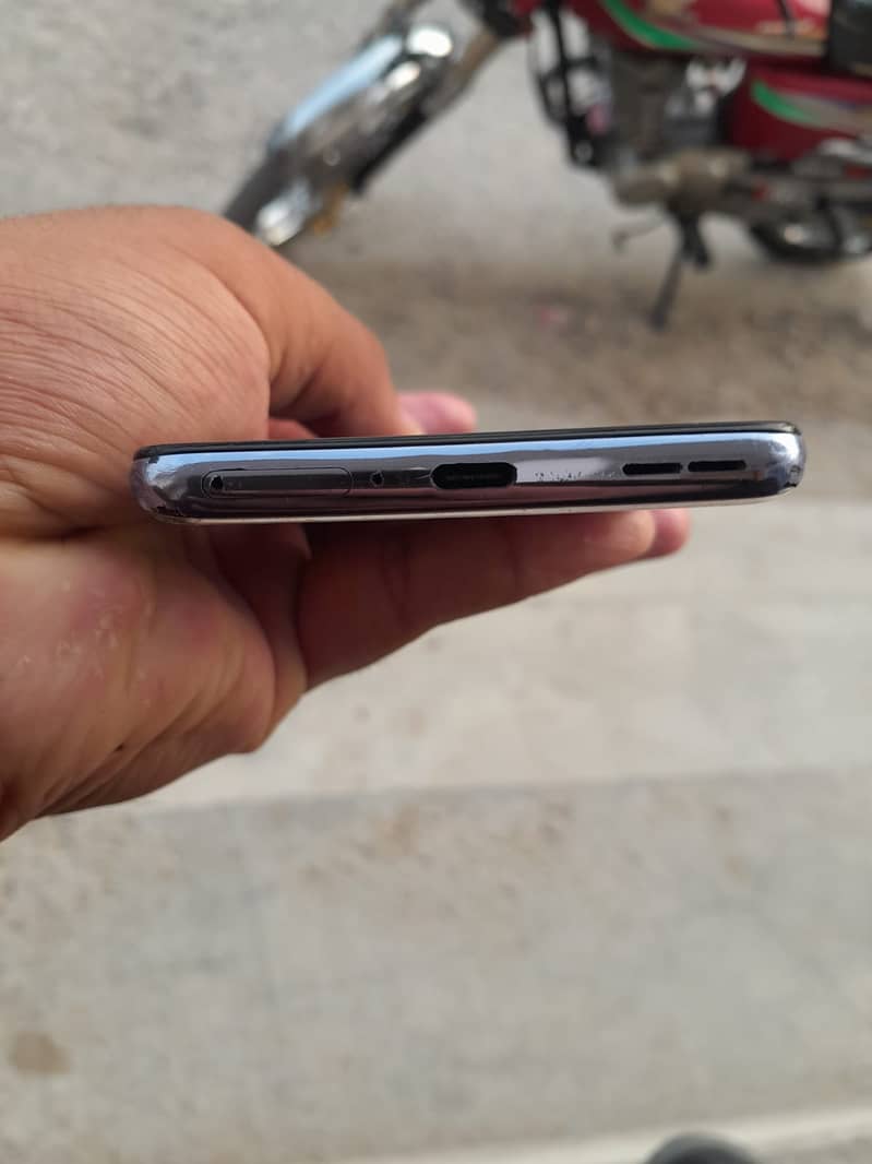 One Plus 9 Pro 5