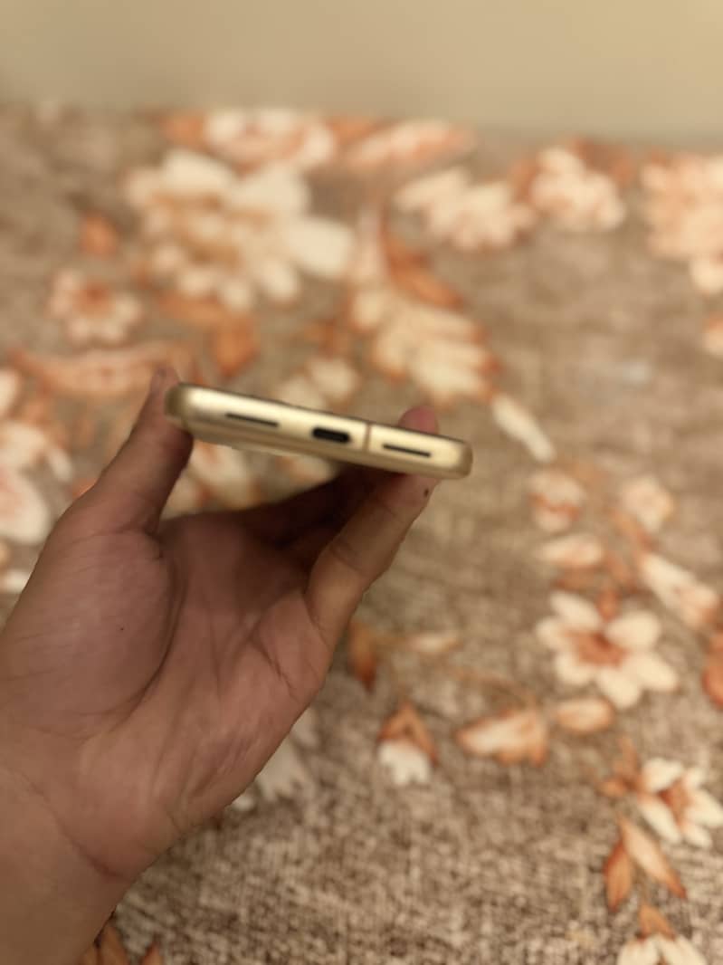 Google pixel 8 2