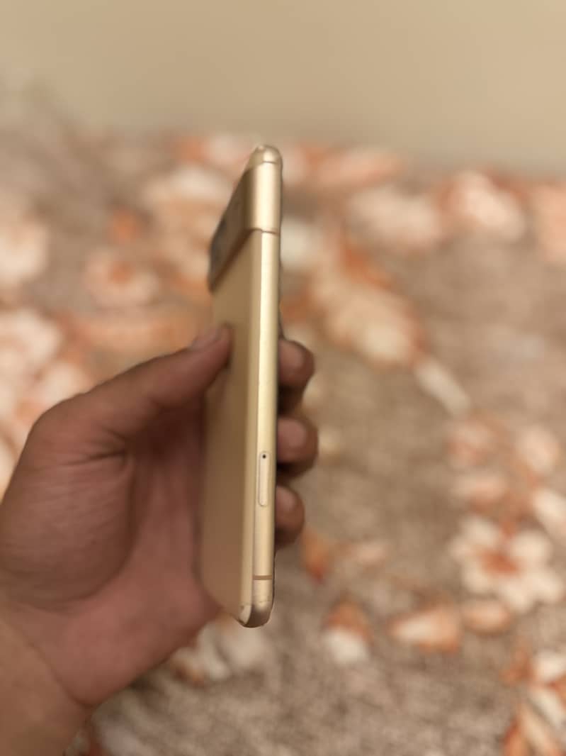 Google pixel 8 5