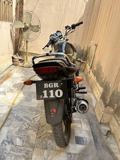 Yamaha YBR G