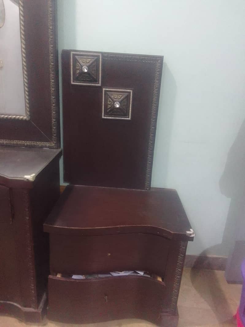 Bed without Mattress 1