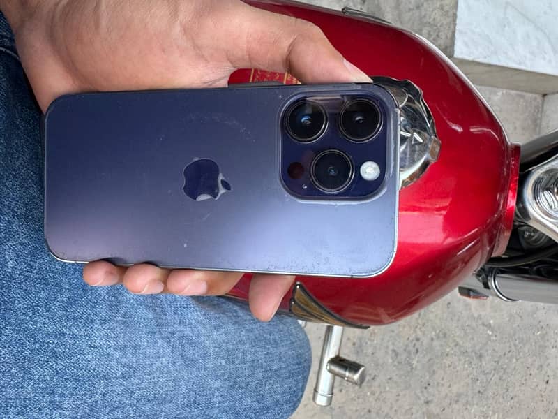 Iphone 14pro 5