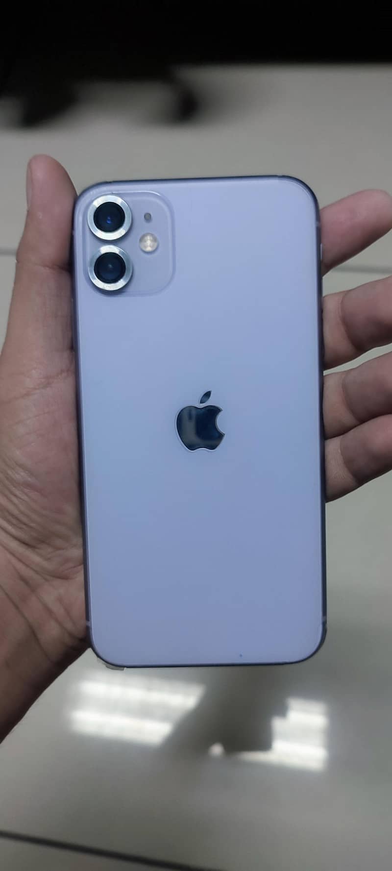 iPhone 11 0