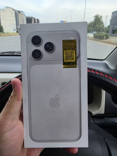 Iphone 17 pro max Silver