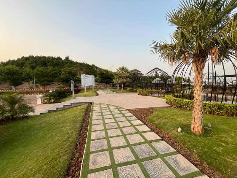 7 Marla Corner Plot F Block 7