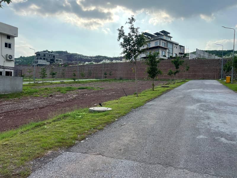 7 Marla Corner Plot F Block 9