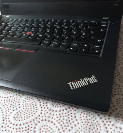 i5-8thGen 16/256ssd 5hrs battery dual batteries