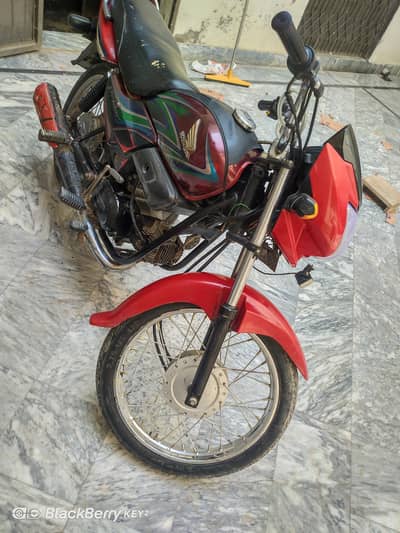 Honda pridor 2018 modle all ok  75% condition h 03O51O55721 okara city