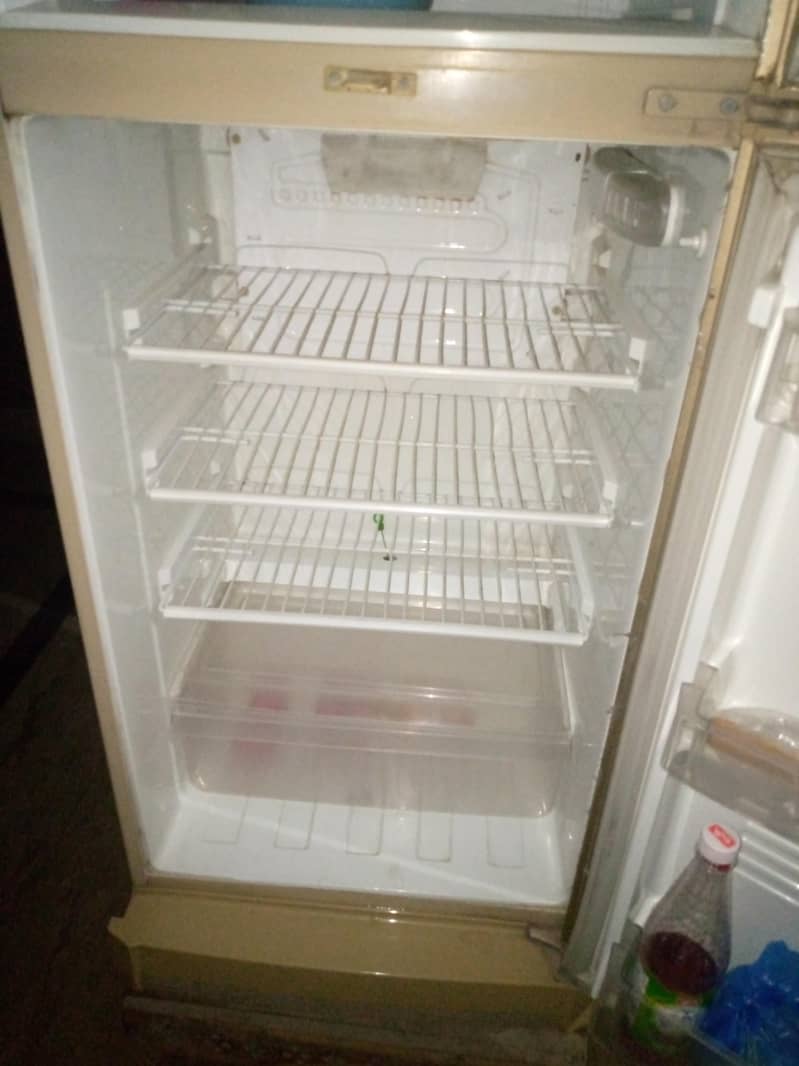 refrigerator 1