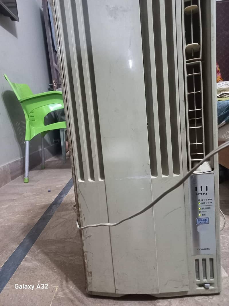 corona window Ac 2