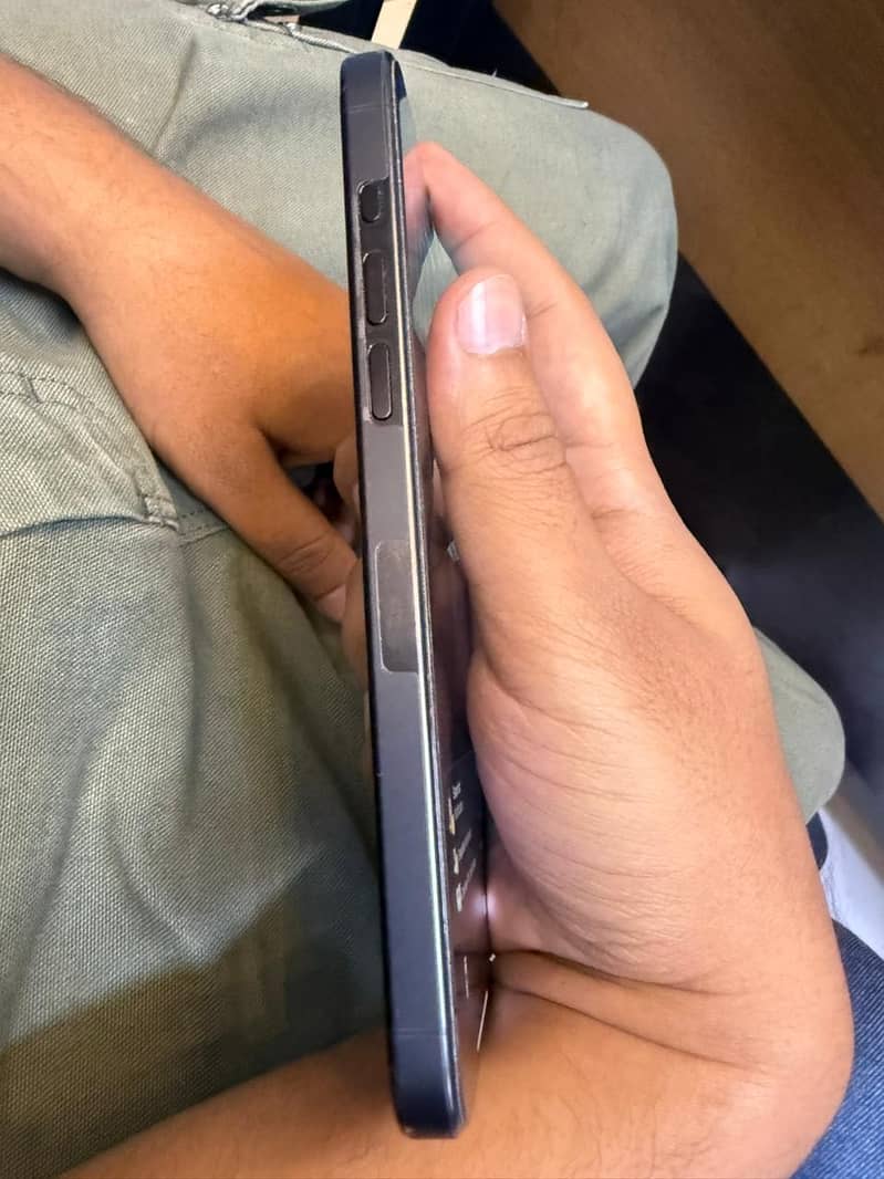 Iphone 15 pro max (jv) 1