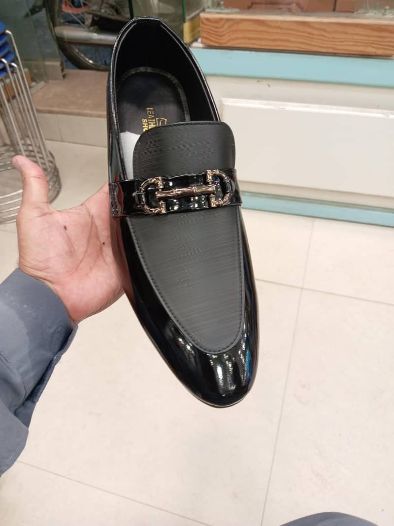 shoe's 1