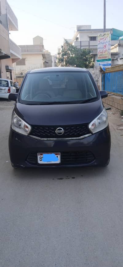 Nissan dayz 660cc Model 2014 registered 2015