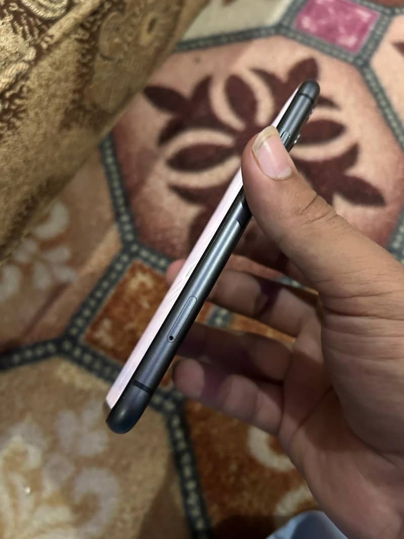 iphone 11 4