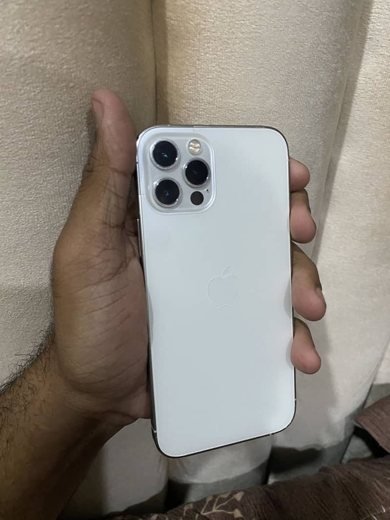 iPhone 12 Pro 0