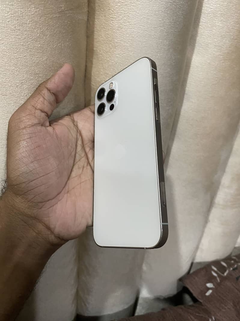iPhone 12 Pro 2