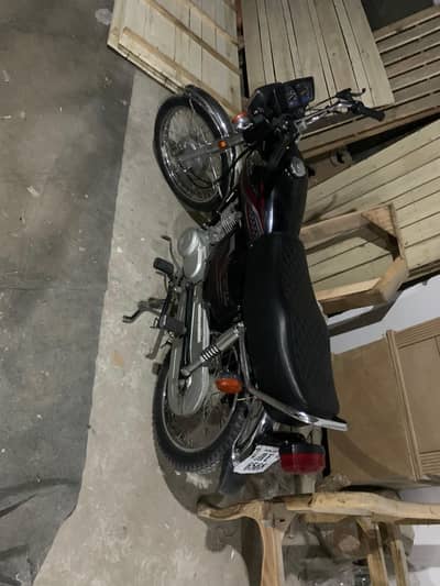 black colour Honda 125 for sale 2024 model