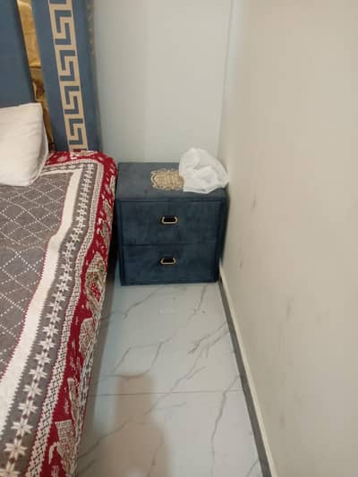 matters+ bed+ dressing+$lside table  03347175879