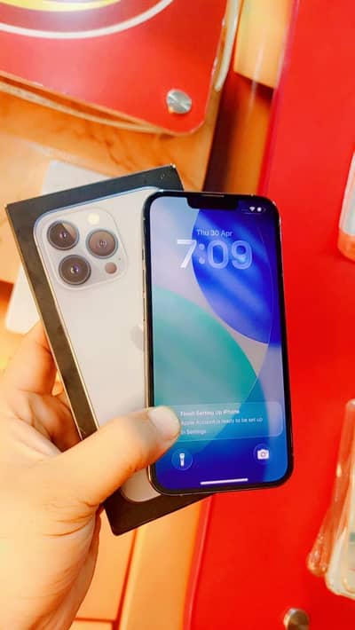 iPhone 13 Pro Factory Unlocked