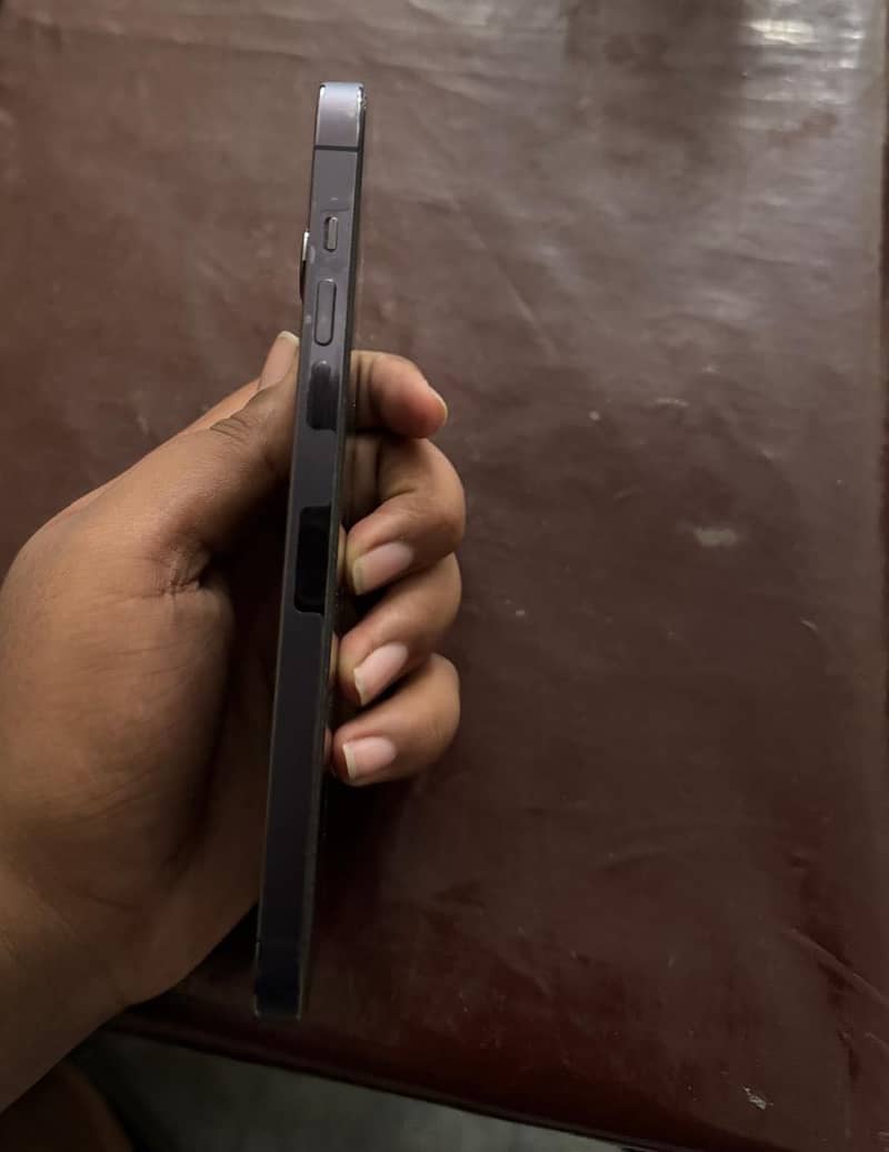 Iphone 14 pro max 2
