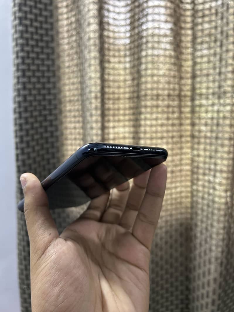 IPHONE 11 PRO MAX 1