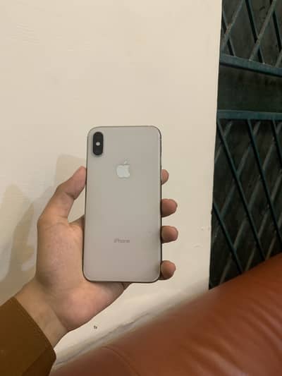 iPhone X 64gb Factory unlock 10/8 neat