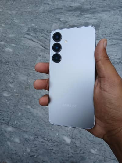 Samsung S25 pta aproovd  12 ram 128