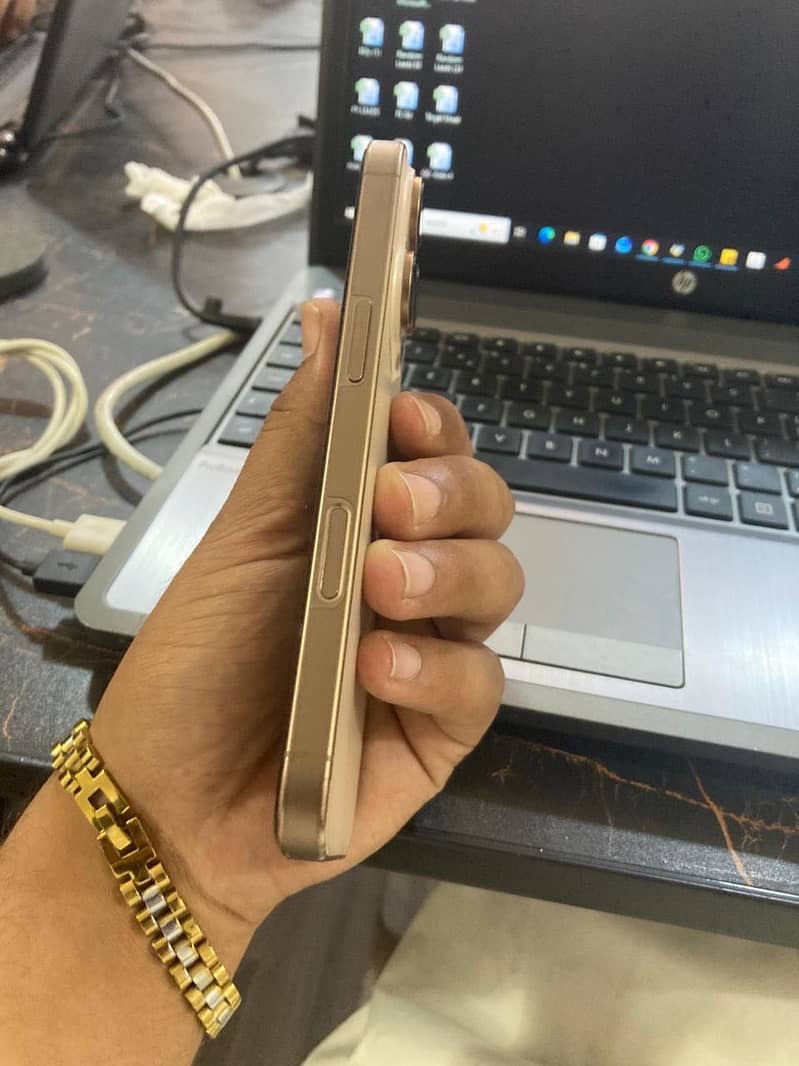 16 pro 4