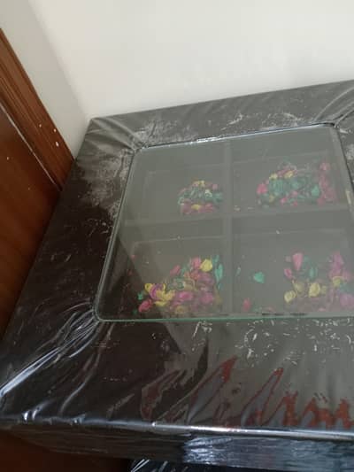3 senter table
