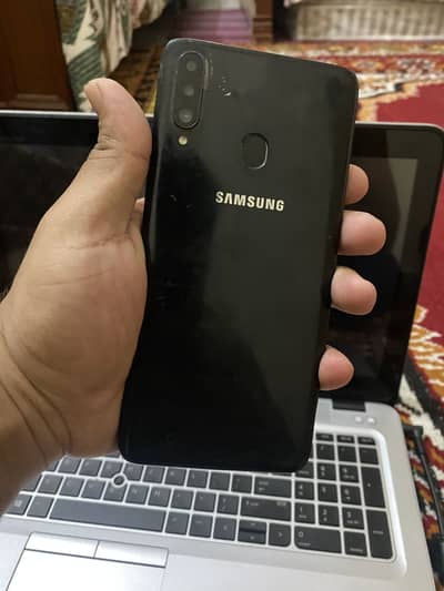 Samsung A20s