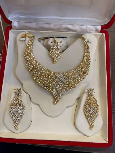 jewellery set for sale