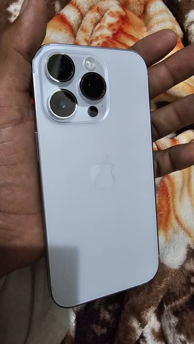 Iphone 14 pro factory unlocked white colour