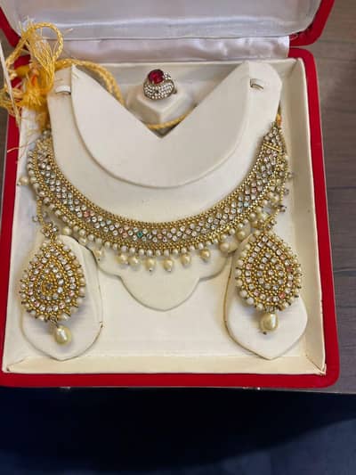 jewellery set for sale