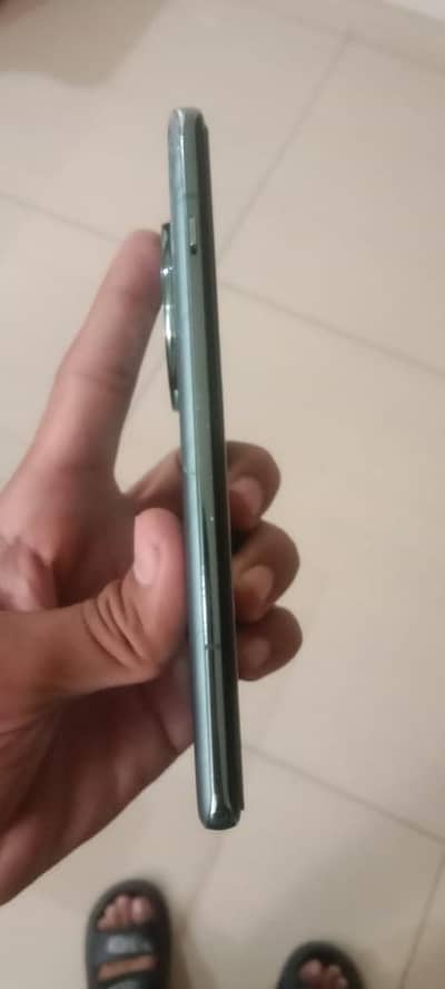 OnePlus 12