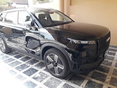 brand new jaecco j 7. blaclk colour