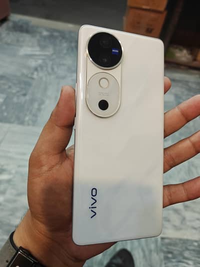 Vivo v40
