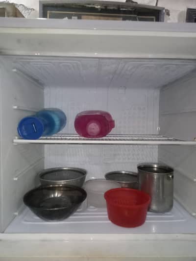 Dawlance fridge large size chill coling