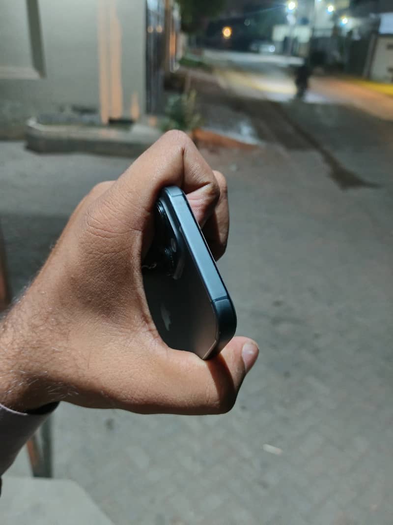 Iphone 15 2