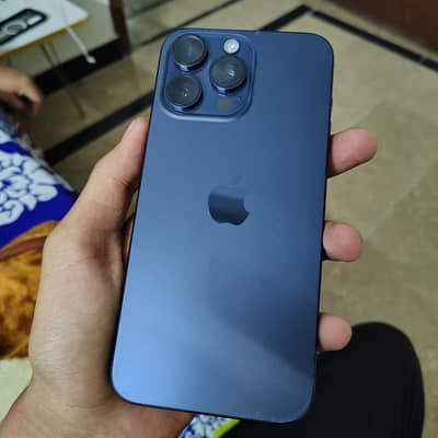 iPhone 15 Pro Max 512GB – Factory Unlock