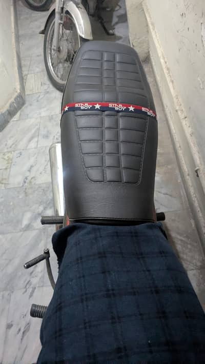 Honda CD 70 seat for sale (Modified)