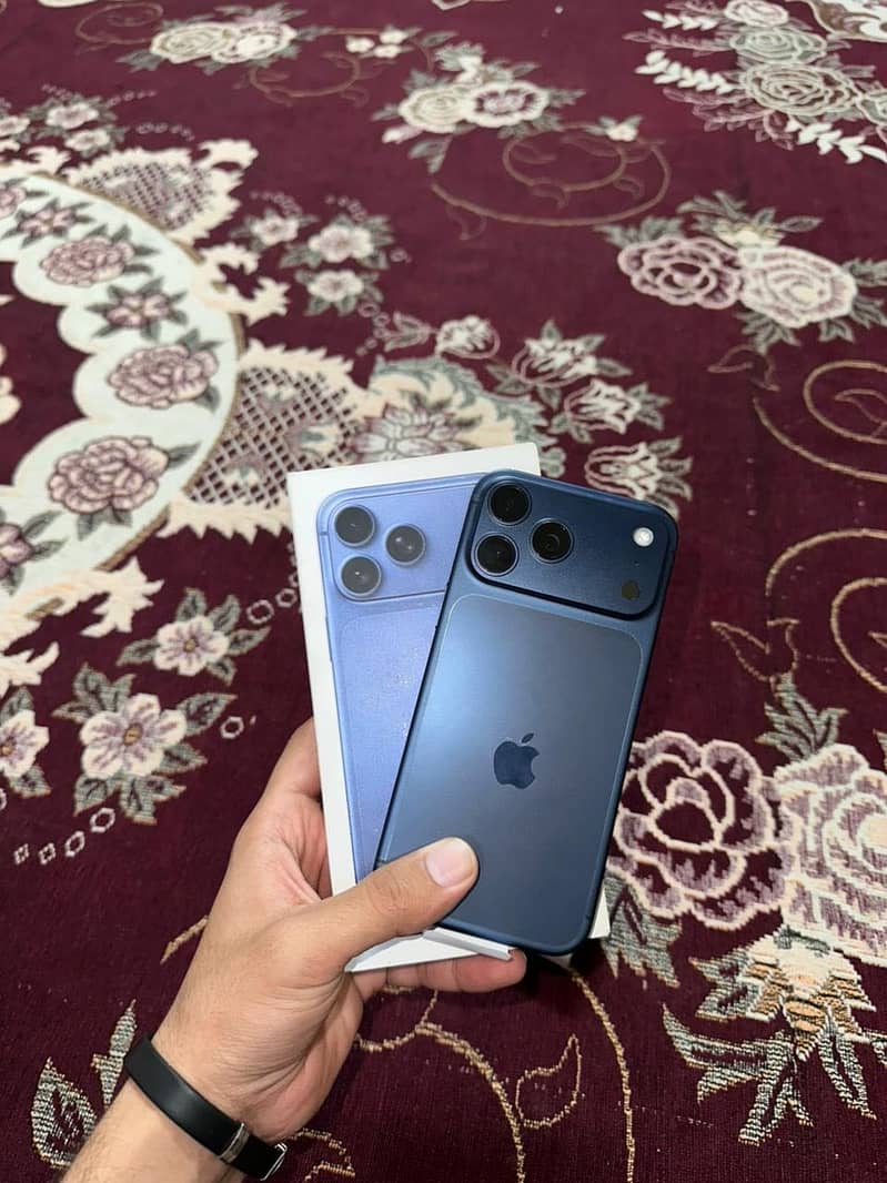 iPhone 17 pro max 4