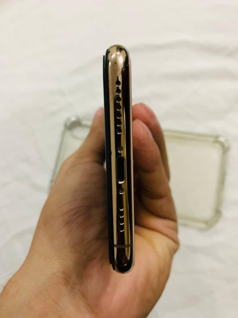 Iphone xs max 6